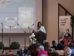 Alena Horvathova moderuje 25. vyrocie ADRA Slovensko v juni 2018